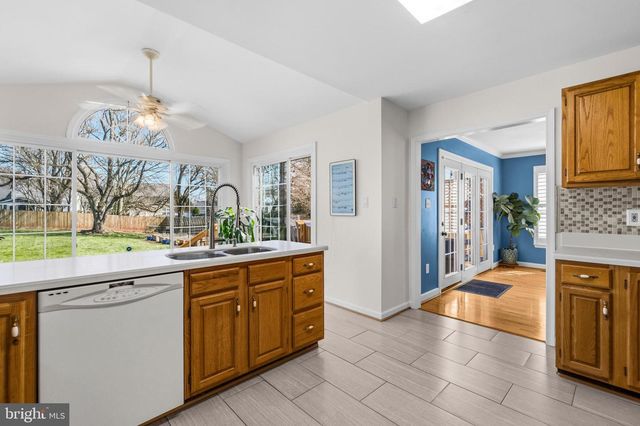 9595 LINDEN WOOD RD, Manassas, VA 20111