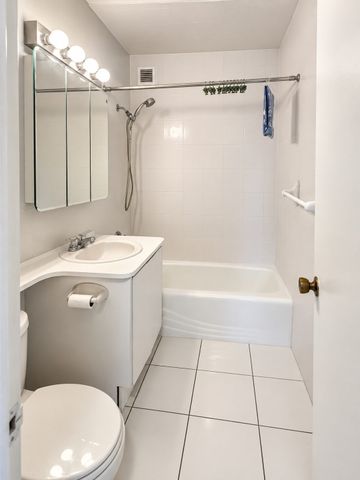 65 E India Row 29H, Boston, MA 02110