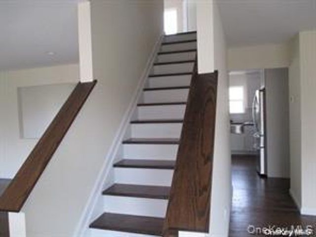 648 Bayview Avenue, Bellport, NY 11713