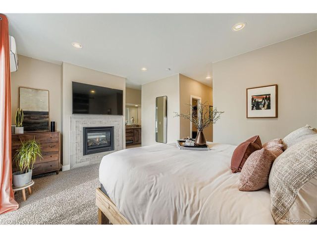 3088 W 27th Ave, Denver, CO 80211