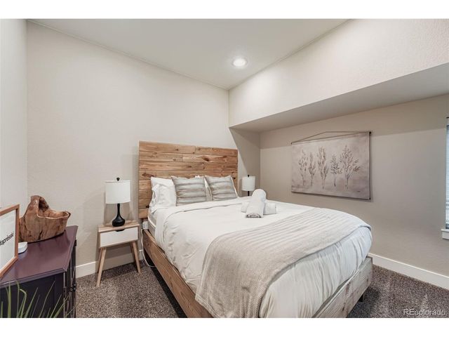 3088 W 27th Ave, Denver, CO 80211