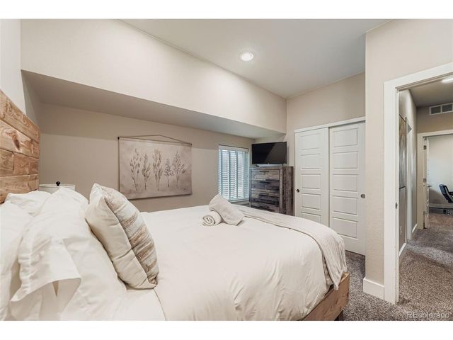 3088 W 27th Ave, Denver, CO 80211