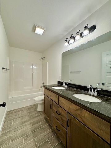 1331 Ari Avenue, Centerton, AR 72719