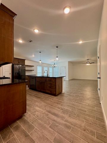 1331 Ari Avenue, Centerton, AR 72719