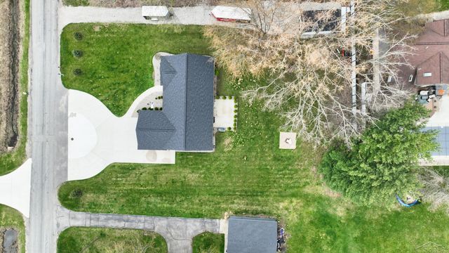 1266 Freeland Road, Bay City, MI 48706