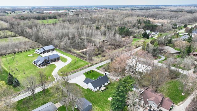 1266 Freeland Road, Bay City, MI 48706