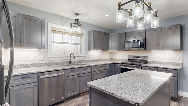 1266 Freeland Road, Bay City, MI 48706