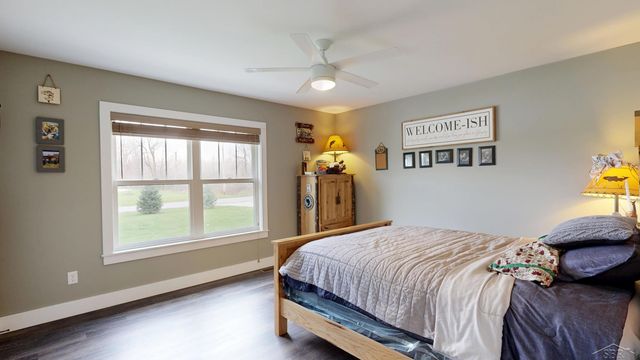 1266 Freeland Road, Bay City, MI 48706