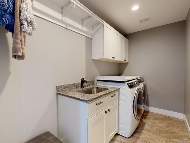 1266 Freeland Road, Bay City, MI 48706