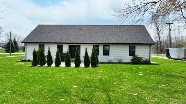 1266 Freeland Road, Bay City, MI 48706