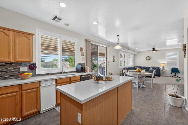 2908 N 141ST Avenue, Goodyear, AZ 85395