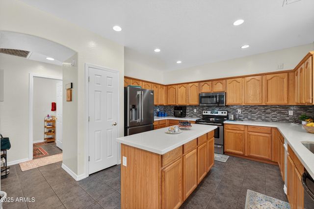 2908 N 141ST Avenue, Goodyear, AZ 85395