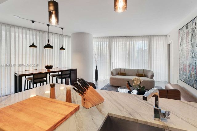 801 S Miami Ave 3804, Miami, FL 33130