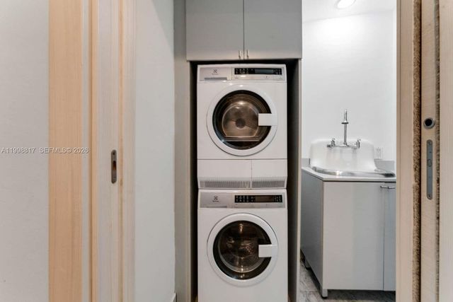 801 S Miami Ave 3804, Miami, FL 33130