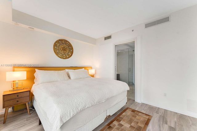 801 S Miami Ave 3804, Miami, FL 33130