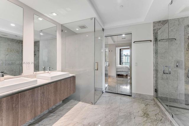 801 S Miami Ave 3804, Miami, FL 33130