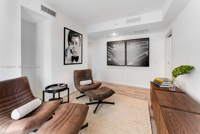 801 S Miami Ave 3804, Miami, FL 33130