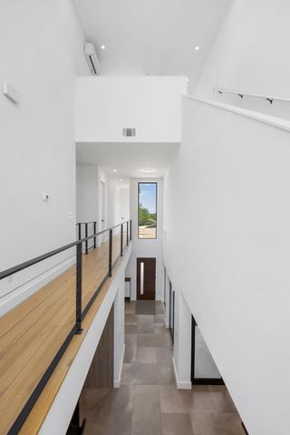 3412 South Oak DR A, Austin, TX 78704