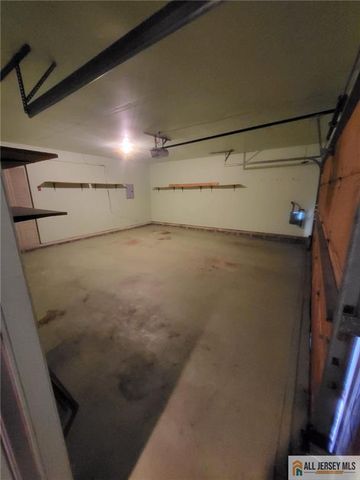 12 Carriage Place 1012, Edison, NJ 08820