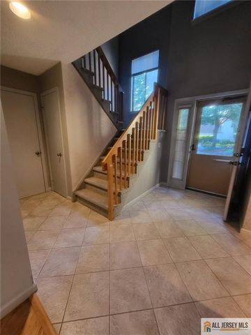 12 Carriage Place 1012, Edison, NJ 08820