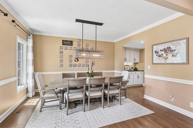 15109 Wilden Drive, Urbandale, IA 50323