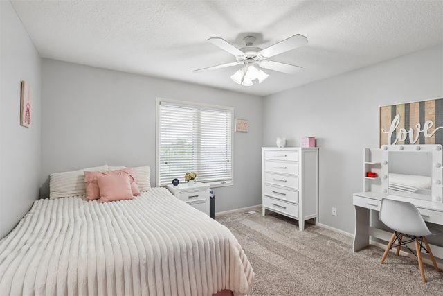 15109 Wilden Drive, Urbandale, IA 50323