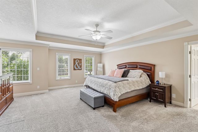 15109 Wilden Drive, Urbandale, IA 50323