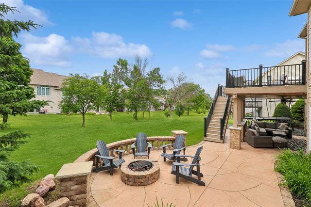 15109 Wilden Drive, Urbandale, IA 50323