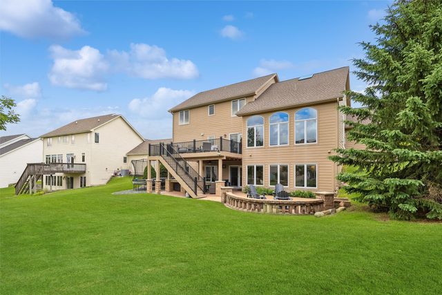 15109 Wilden Drive, Urbandale, IA 50323