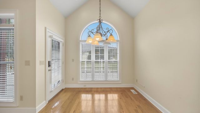 825 Dennis Avenue, Jasper, TN 37347