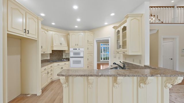 825 Dennis Avenue, Jasper, TN 37347