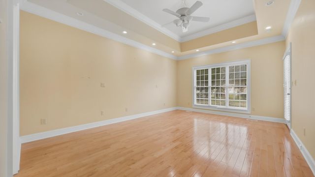 825 Dennis Avenue, Jasper, TN 37347