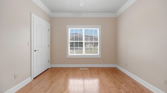 825 Dennis Avenue, Jasper, TN 37347