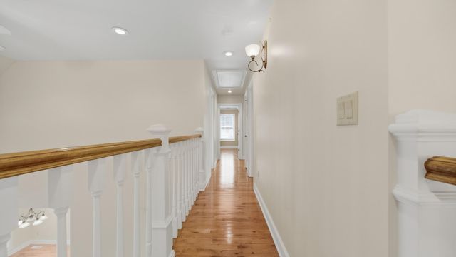 825 Dennis Avenue, Jasper, TN 37347