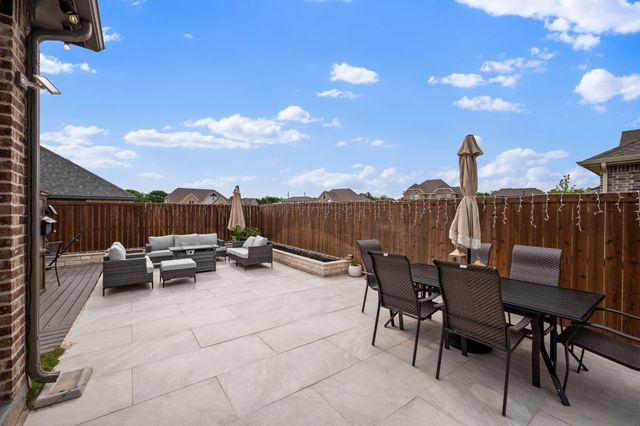 705 Allison Drive, Van Alstyne, TX 75495