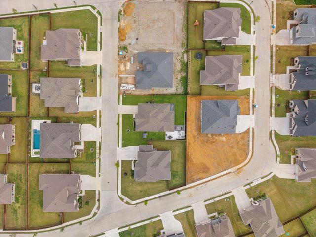 705 Allison Drive, Van Alstyne, TX 75495