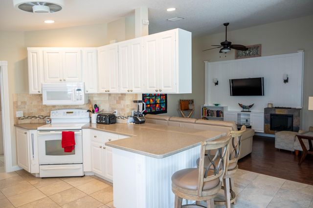 11423 SW Pembroke Drive, Port St Lucie, FL 34987