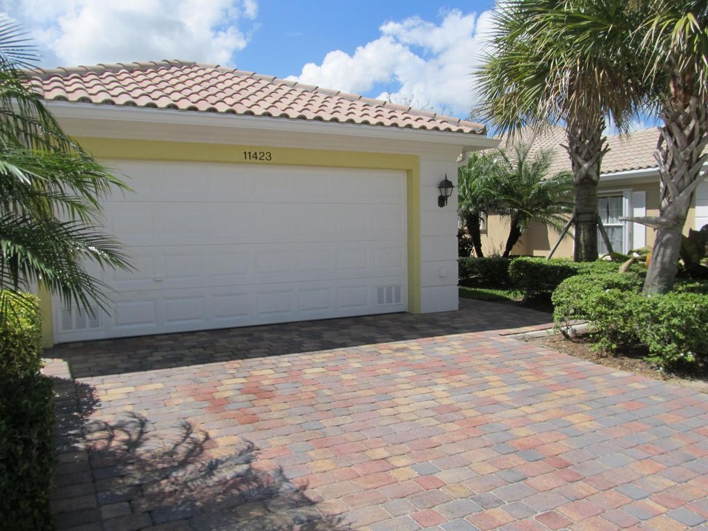 11423 SW Pembroke Drive, Port St Lucie, FL 34987