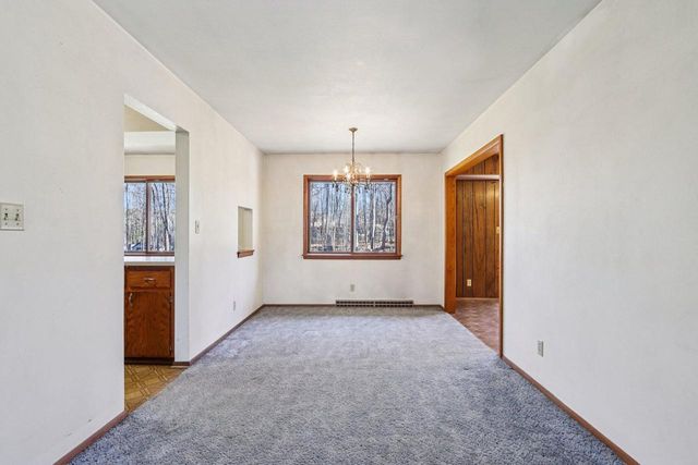 W207N6838 Flora DRIVE, Menomonee Falls, WI 53051