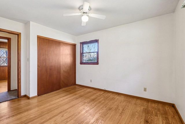 W207N6838 Flora DRIVE, Menomonee Falls, WI 53051