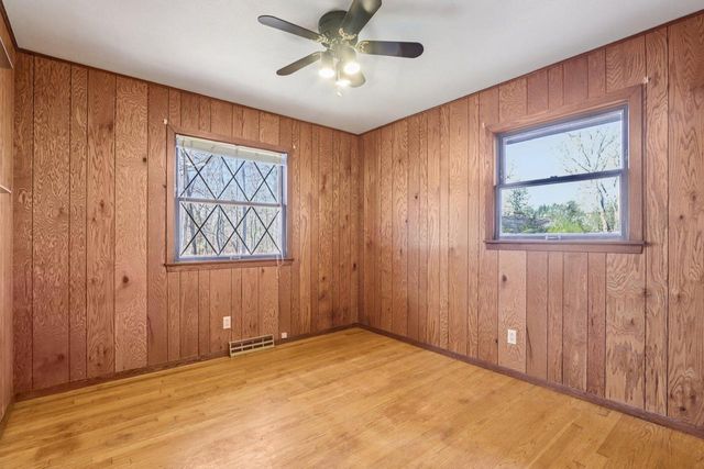 W207N6838 Flora DRIVE, Menomonee Falls, WI 53051