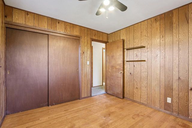 W207N6838 Flora DRIVE, Menomonee Falls, WI 53051