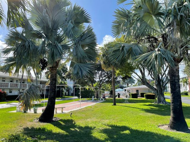 15 SE 13th Street D3, Boca Raton, FL 33432