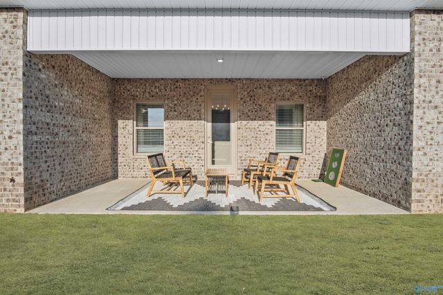 22620 Donahue Road, Athens, AL 35613