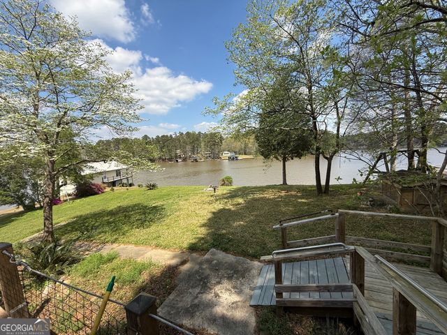 115 Harbour Point NW, Milledgeville, GA 31061