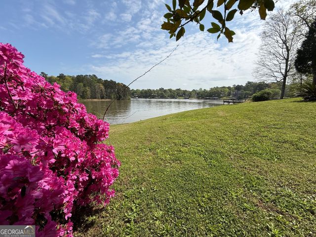 115 Harbour Point NW, Milledgeville, GA 31061