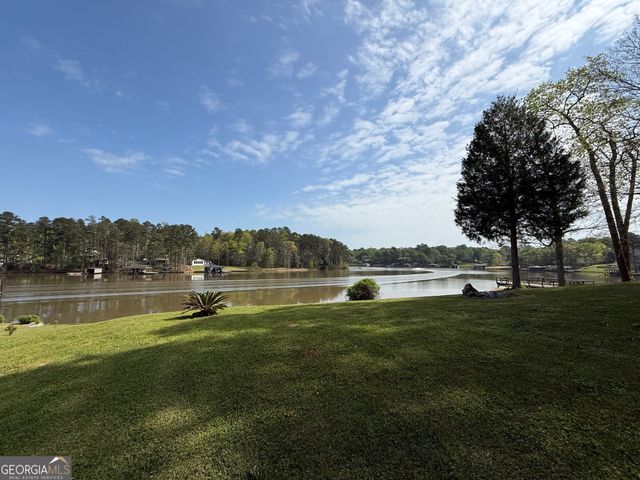 115 Harbour Point NW, Milledgeville, GA 31061