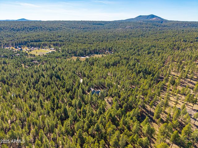 2750 W FOREST HILLS Drive, Flagstaff, AZ 86001