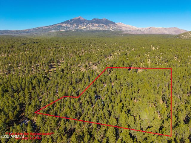 2750 W FOREST HILLS Drive, Flagstaff, AZ 86001