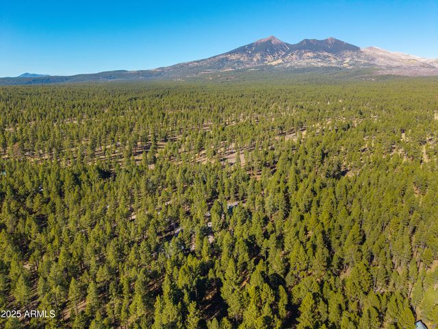 2750 W FOREST HILLS Drive, Flagstaff, AZ 86001